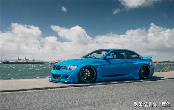 「毂锐驰」一台融入了JDM元素的宝马E93335i