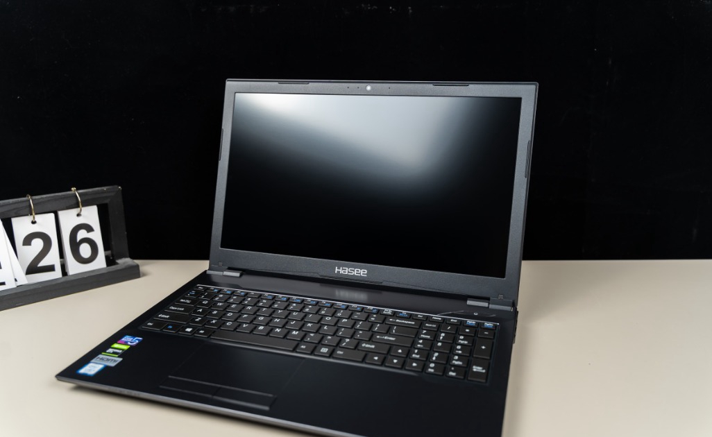 为什么买游戏本不买轻薄本,为什么不建议买游戏本