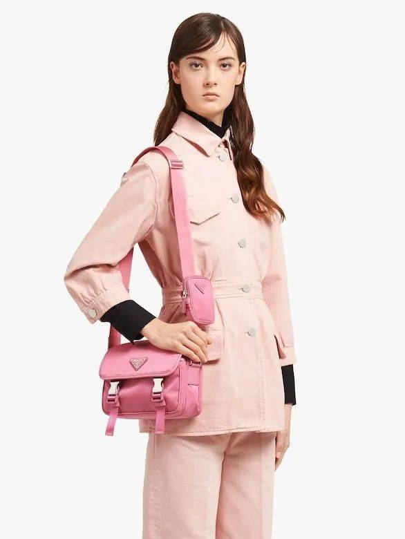 今年特别流行尼龙包 (今年流行的尼龙包包)