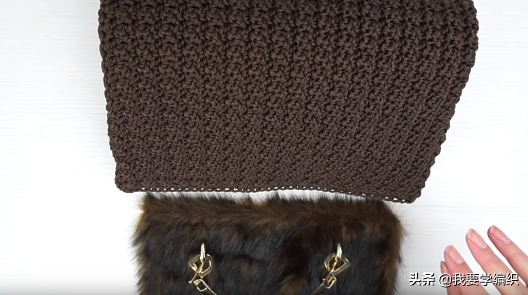 朋友说它比买的包更好看,高级感十足的环保皮草包,自己钩一个吧