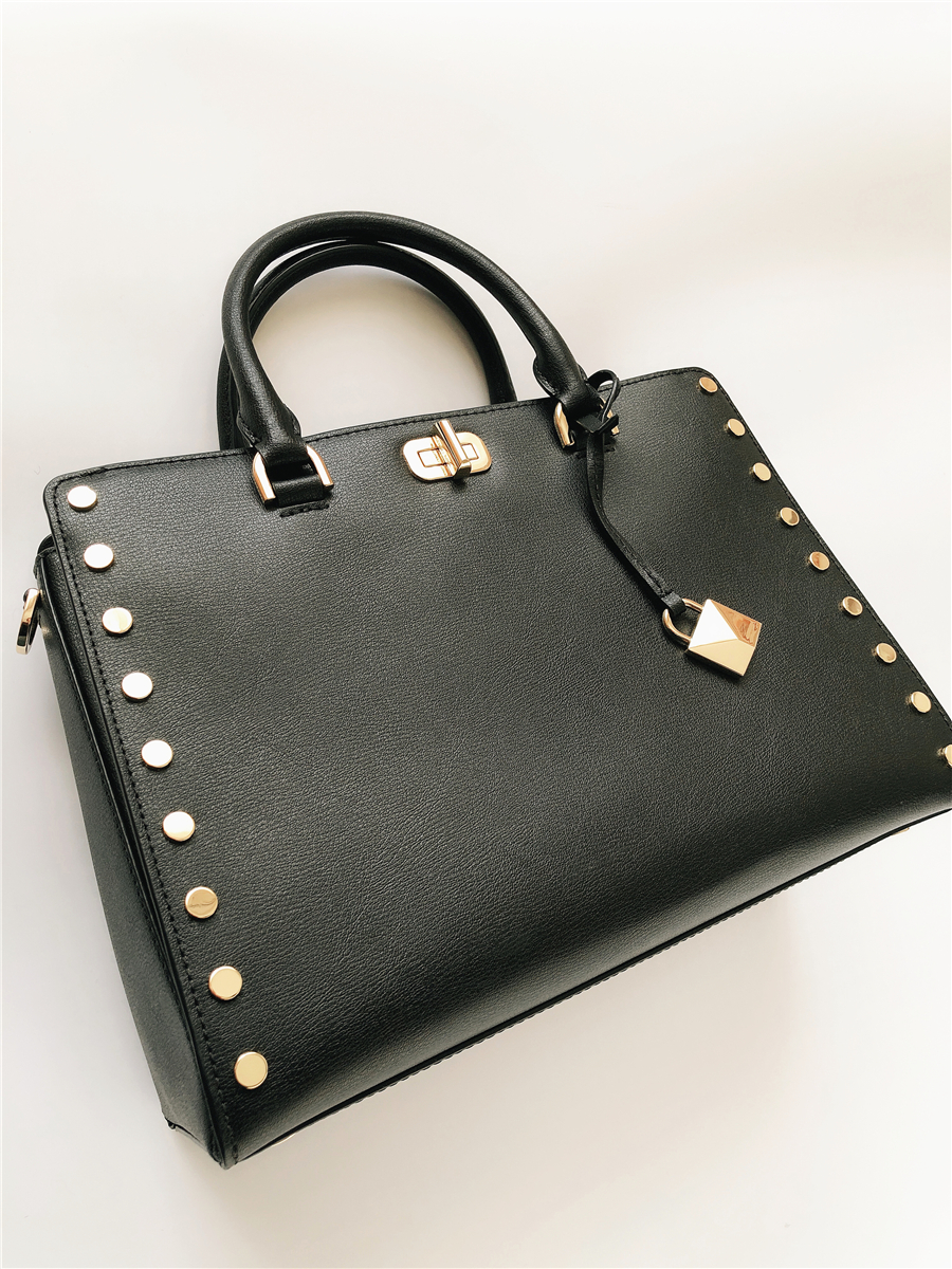 小众品牌包包斜挎包白色,mk女包推荐小众包