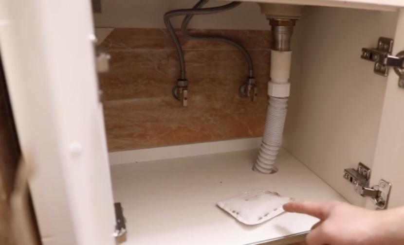 暖宝宝不暖了别扔掉可以做假水吗,暖宝宝放太久了不怎么热怎么办