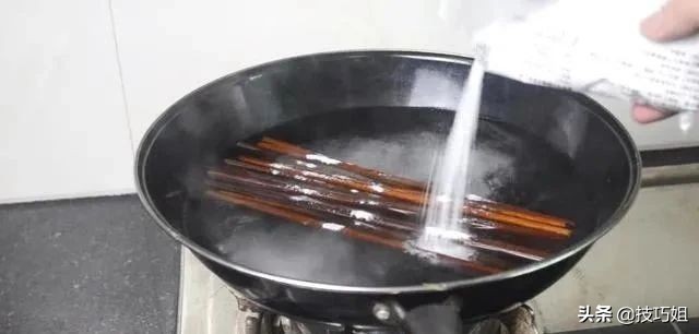 筷子发霉别乱扔简单处理一下,筷子发霉教你如何彻底清洗