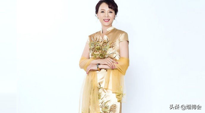 婚礼妈妈装怎么挑,端庄大方妈妈婚礼服装