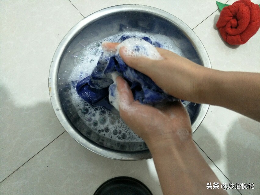 真丝桑蚕丝床单怎么清洗,夏季真丝桑蚕丝衣服怎么洗