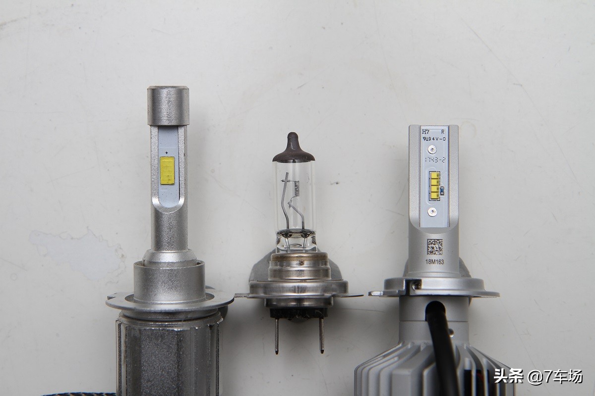 晚上开车车灯刺眼怎么办,车灯卤素灯泡怎么选