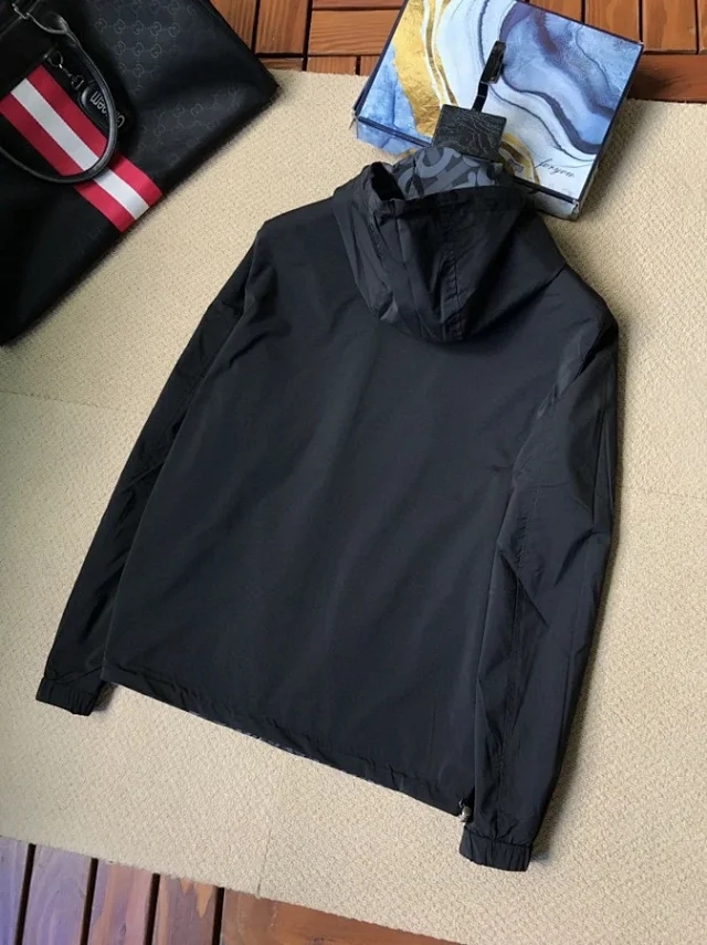 巴宝莉双面夹克外套男穿搭,厦门巴宝莉双面夹克