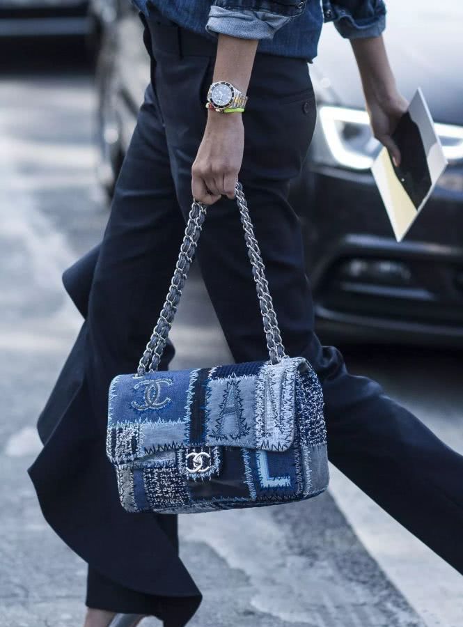 追了《爱的迫降》这么久，我终于看到一只想买的包了