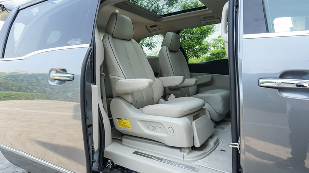 别克gl8陆上公务舱和es的区别,gl8es653t上路要多少钱