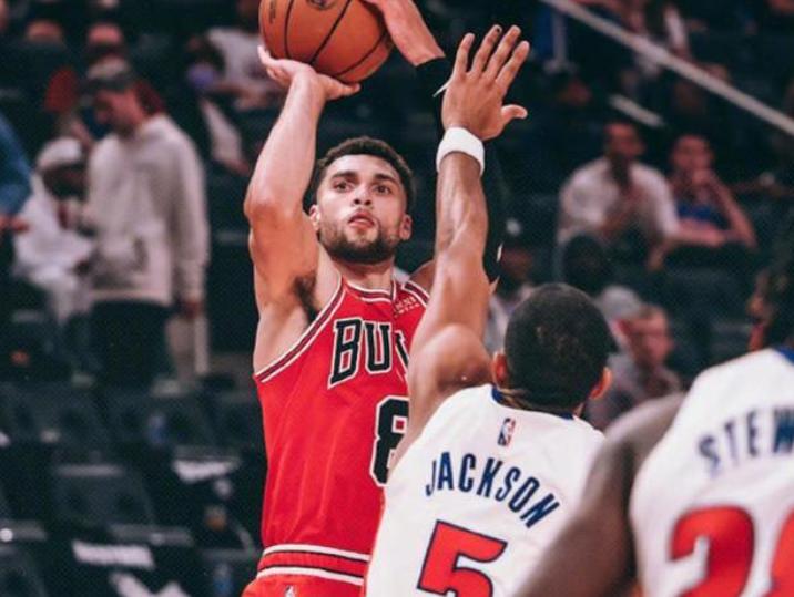 轰34分7板,命中率64%!一年强过一年!2000万榜眼辅佐,要逆袭啊