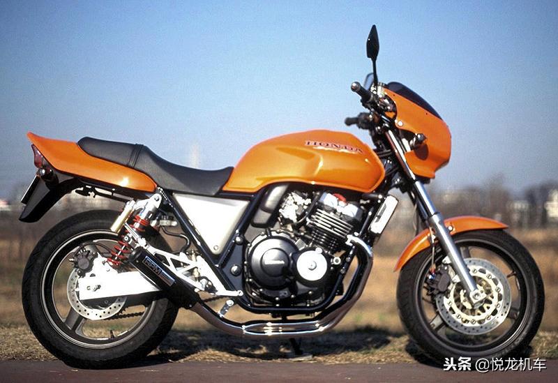 经典神车cb400,cb400为什么是神车