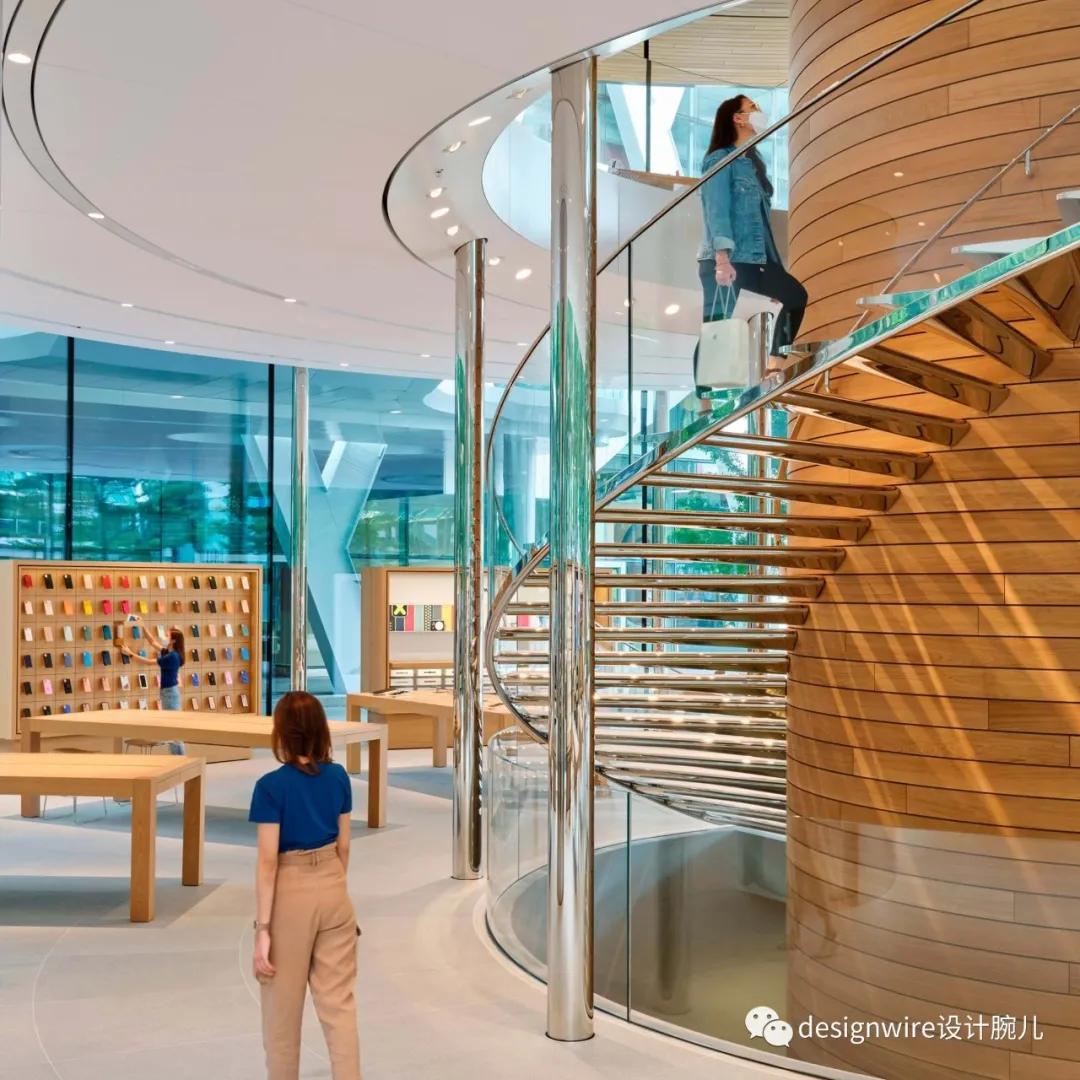 全球第一家苹果水上直营店在哪里,全球第一水上零售店