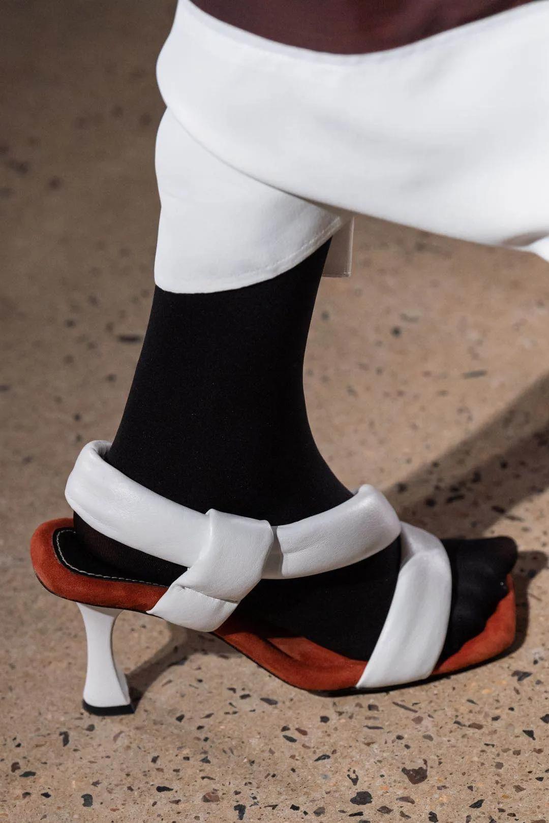 春夏必备单鞋这3双百搭不出错,秋季单鞋不用买有这几双就够了