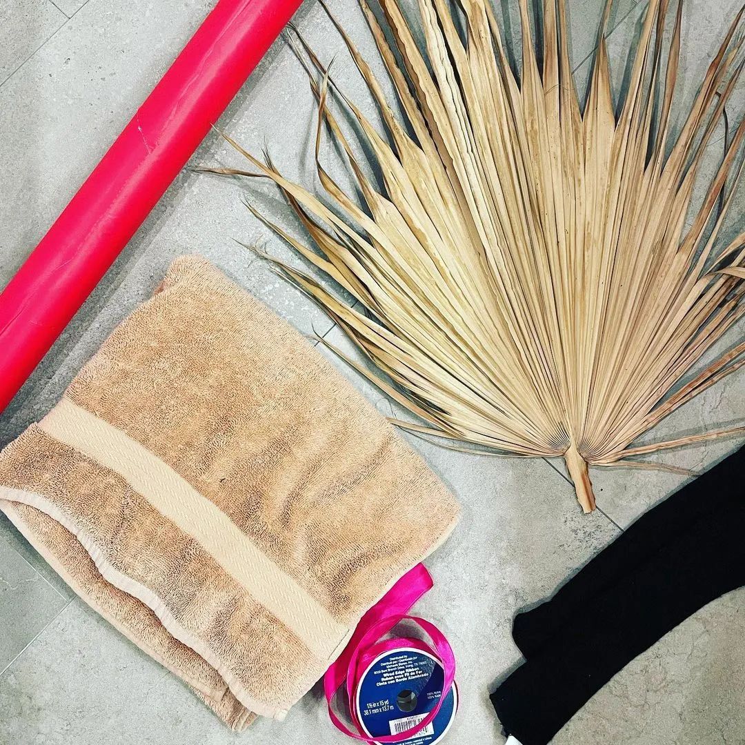 VOGUE发起假货挑战？百万高定0成本还原，设计师：小丑是我