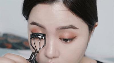 单眼皮肿眼泡眼尾上翘眼妆画法,单眼皮眼妆的画法初学者视频