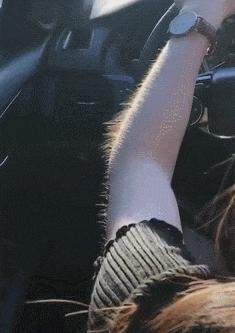 刚租的房子，打扫时发现的前租客留下的东西，要告诉房东吗？