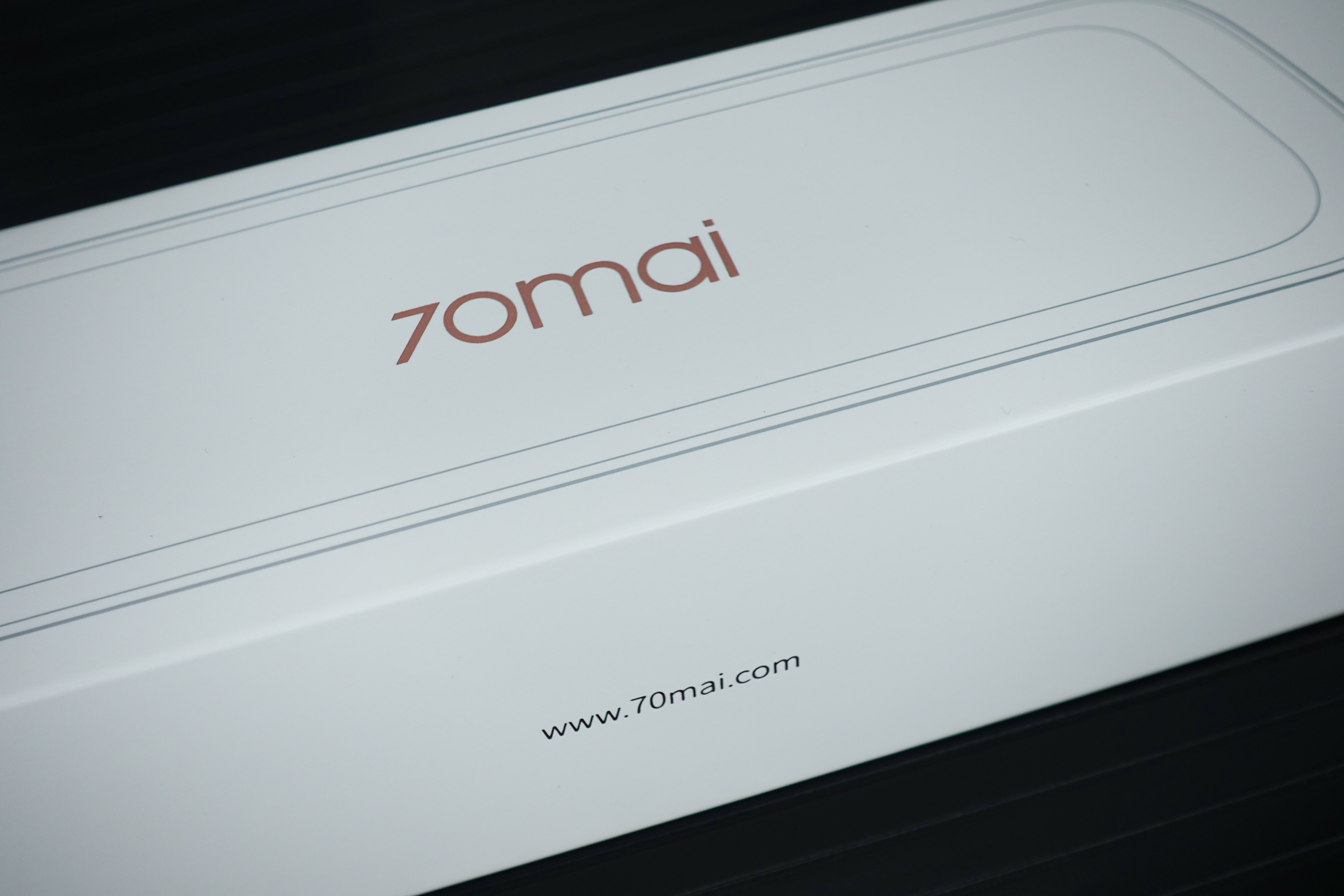 雨天流媒体摄像头看不清,前后双摄记录仪雨天效果