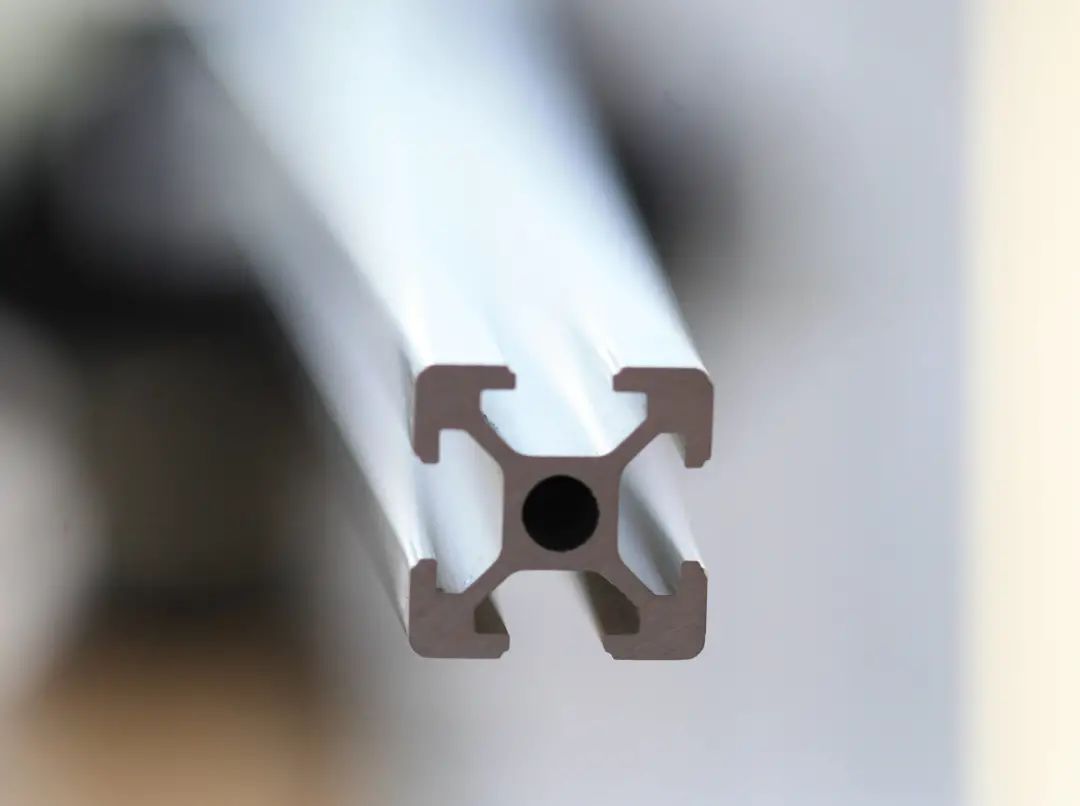 杞绘澗鍙堣垝閫傜殑宸ヤ綔,杞绘澗鐨勫伐浣滃拰鏈夋綔鍔涚殑宸ヤ綔