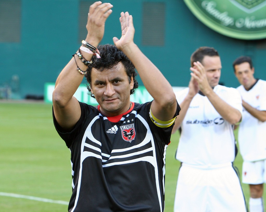 世界足坛十大孤胆英雄,足坛十大孤胆英雄