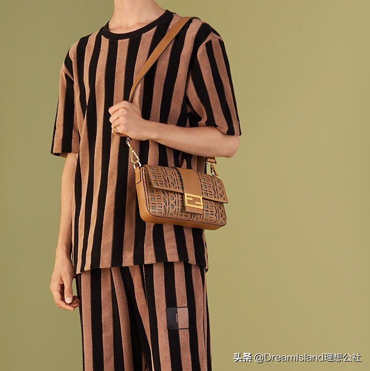 2022新款时尚真皮包fendi,fendi包2024