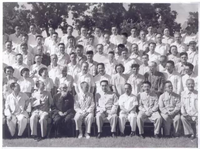 中国痔瘘肛肠界泰斗：黄济川，传奇的一生