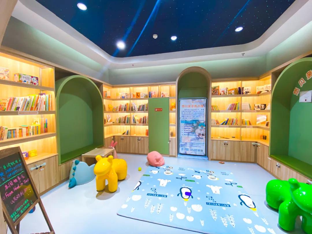 和娃一起学游泳,这家亲子游泳馆真的适合遛娃