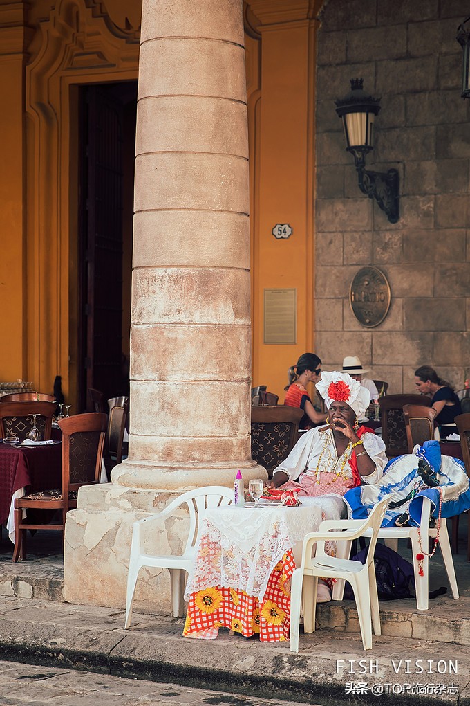 抽着雪茄的古巴大爷图片,mojito承载古巴人的微醺与浪漫