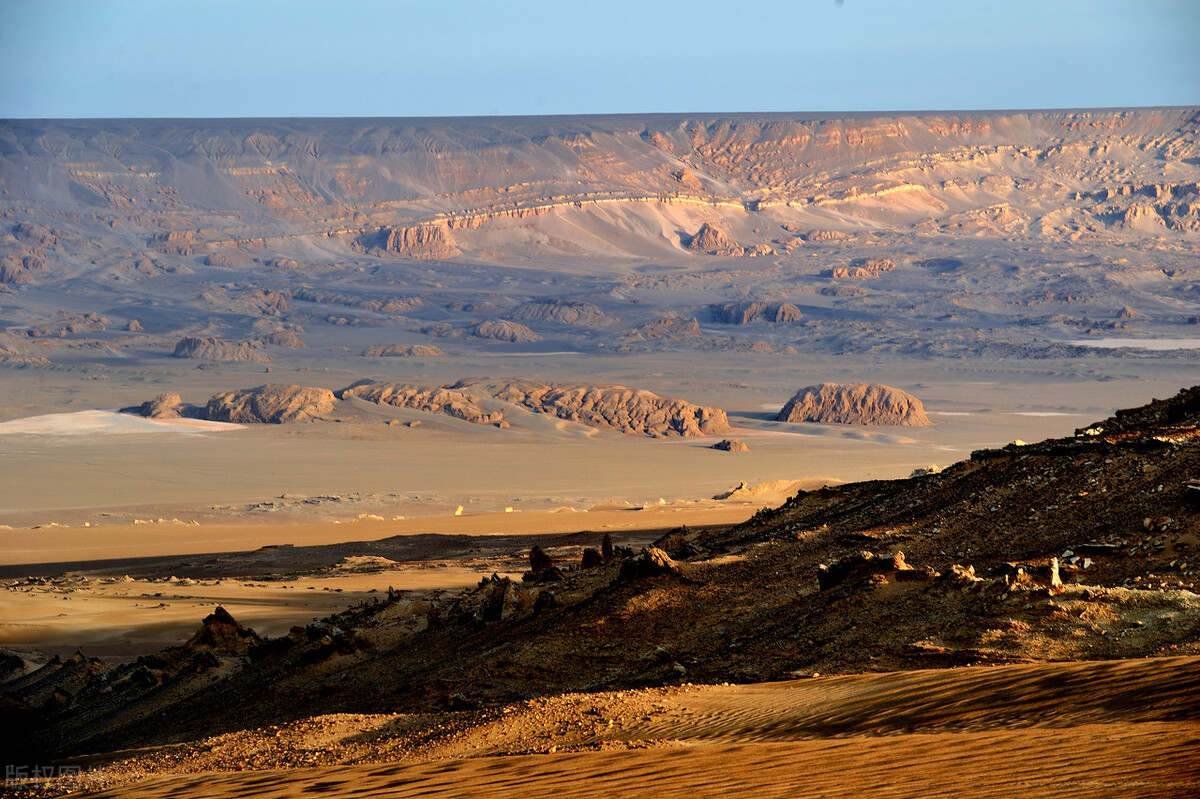 「这才是*疆新**」1:若羌,被楼兰、罗布泊的光环照亮的华夏第一县