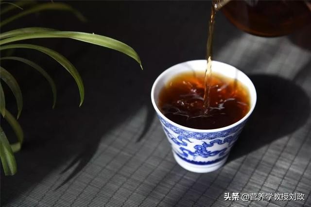 饮茶有益,饮茶能抗衰老吗