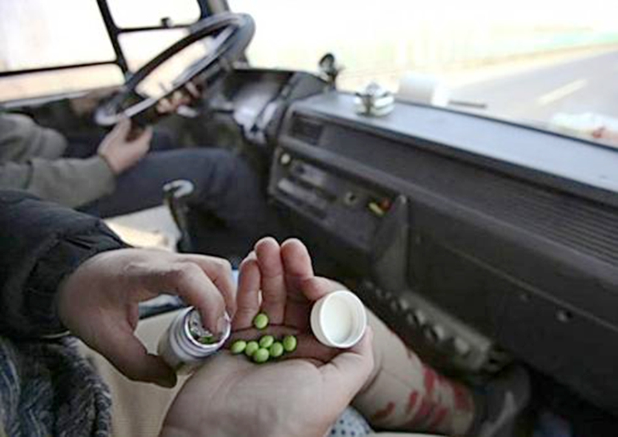 三千万人疲于奔命撑起了行业的爆发，但他们却成了局外人