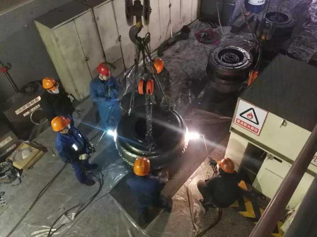 「乌斯太热电厂」“晒”出电力检修人韩强