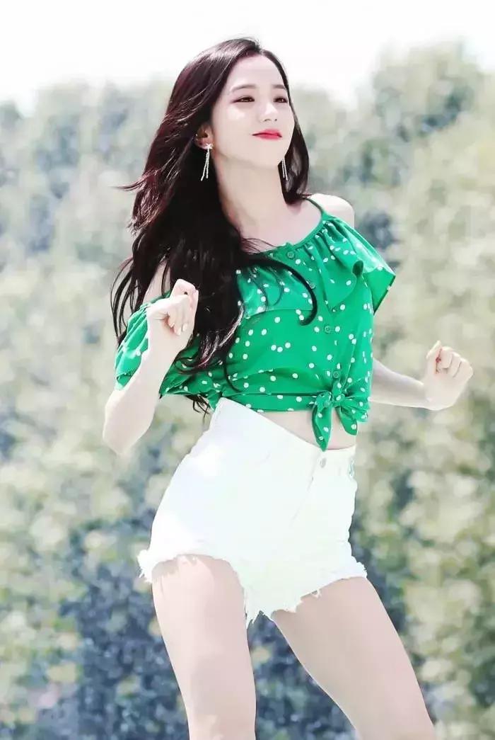 外貌不出众但实力超群的韩国女团,美貌和实力并存的韩国女团