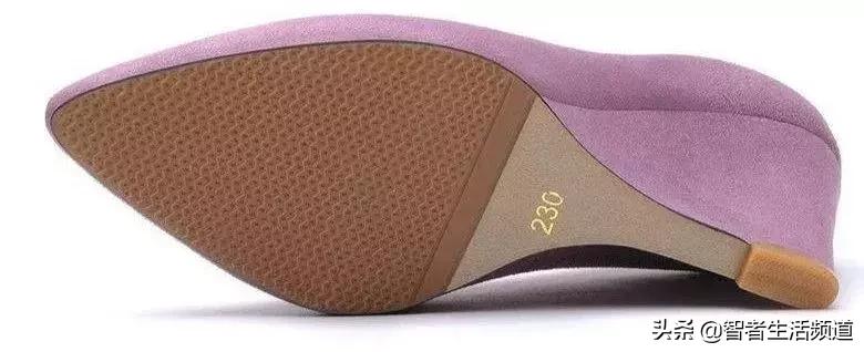 再不担心高跟鞋穿不住或者磨脚了,挑选高跟鞋的方法根据脚型