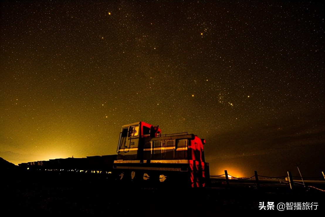多彩美乌兰，风光无限美