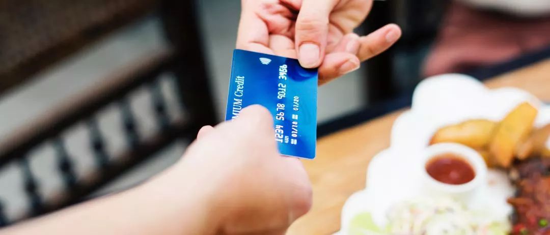 法国人忌讳谈钱,法国人为什么经济这么高