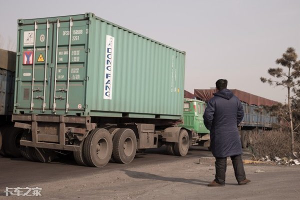 高速公路行驶超时怎么处罚,高速堵车速度超过60被扣多少分