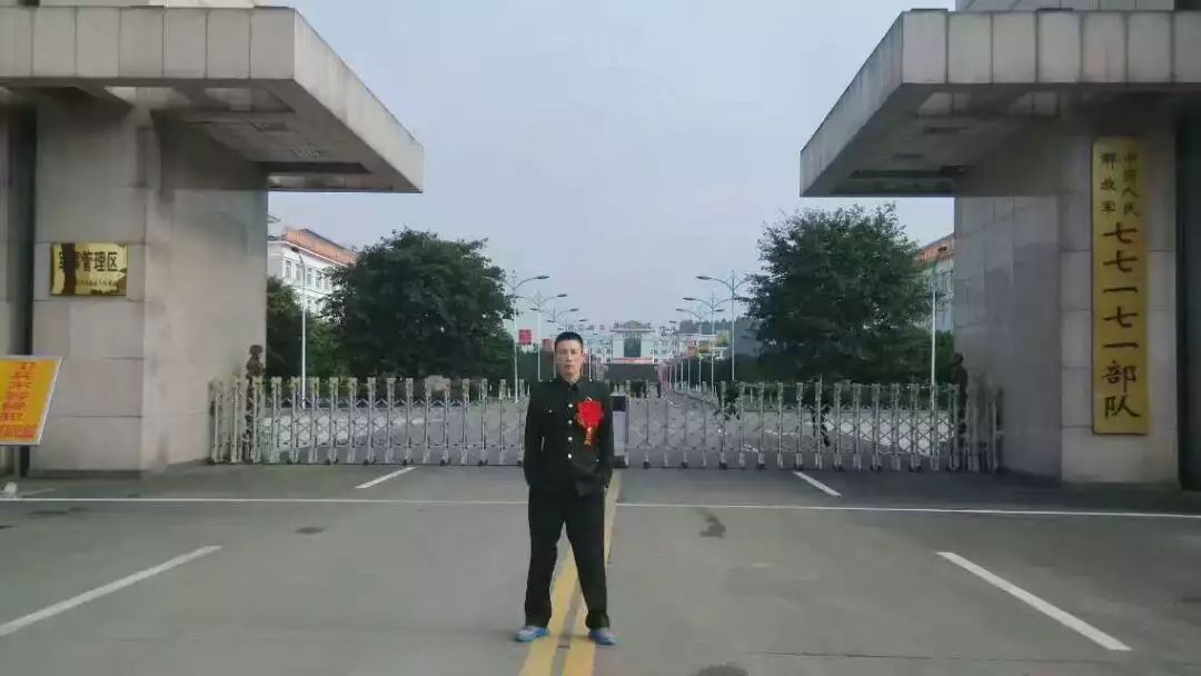 碧桂园保安王志军,碧桂园案场礼宾员