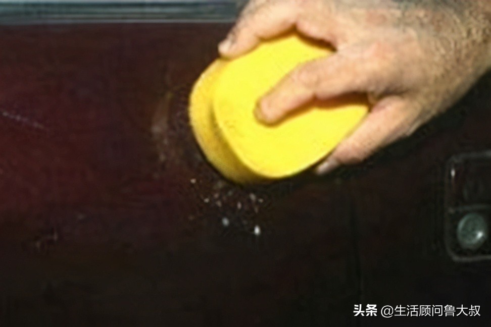 汽车中控台塑料划痕有办法修复吗,汽车前挡风玻璃划痕修复最好办法