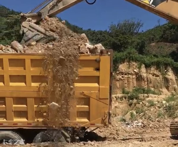 陷车最简单的解决方法,陷车怎么自救最有效