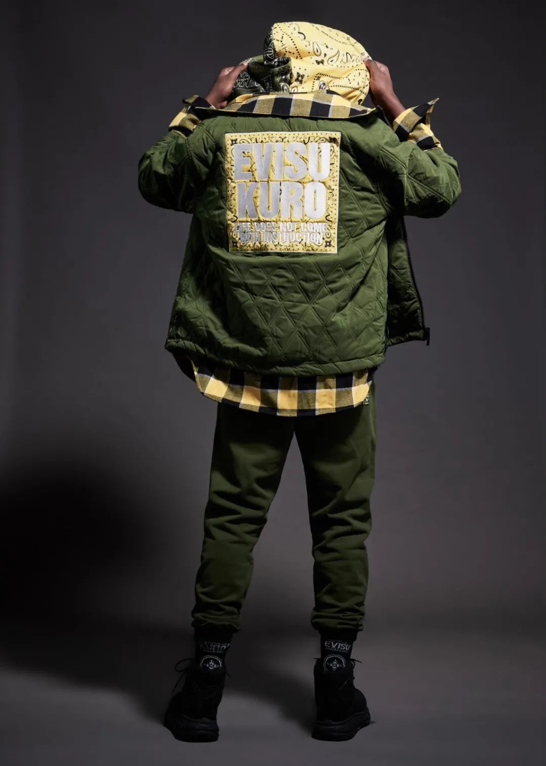 三吉彩花代言衣服,三吉彩花和李宁