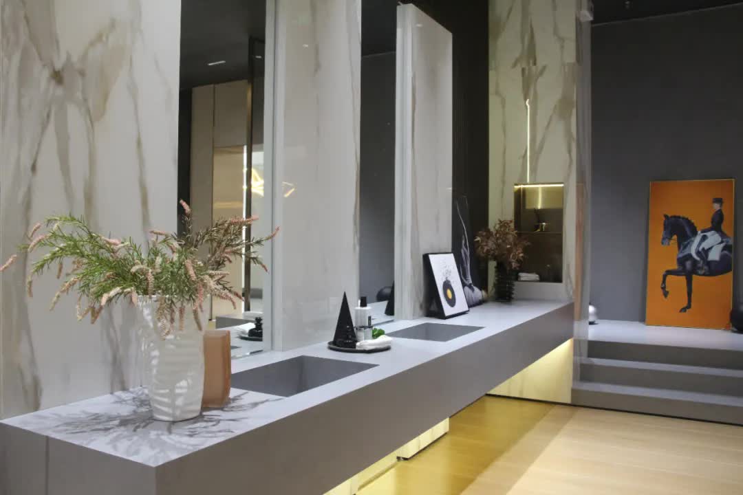最具建筑感总部展厅亮相！华岩品致打造“百店百面”赋能“牛商”
