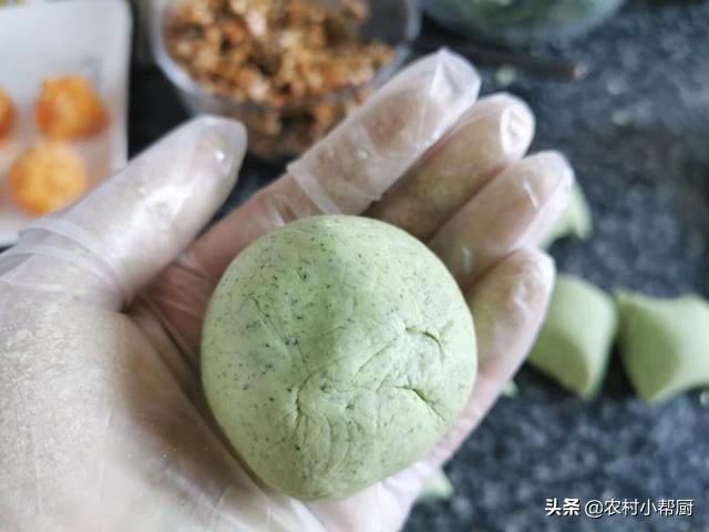 百吃不厌的网红青团吃100个也不腻,春季必吃青团香甜软糯鲜香细腻