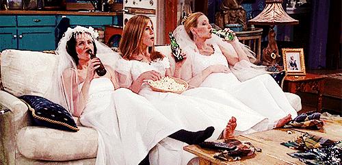 在武汉结婚酒席多少钱,武汉生孩子要花多少钱