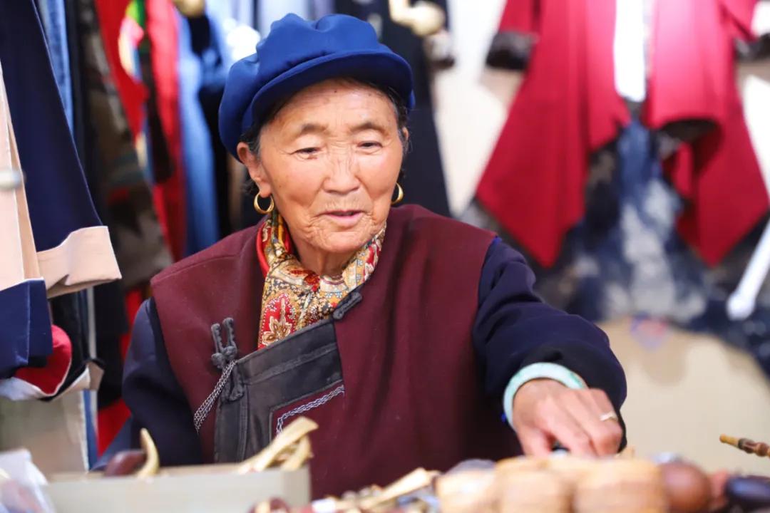 丽江古城的烟斗店,丽江古城烟斗专卖
