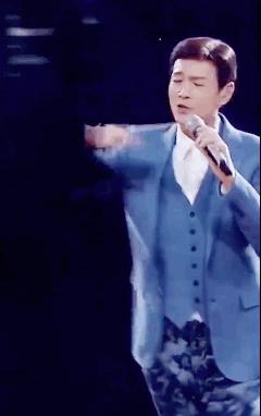 是时候揭穿这些男明星的脸了