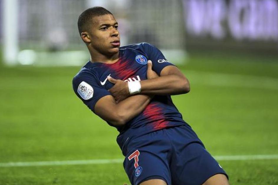 姆巴佩加盟皇马技术分析,法国球员抵达克莱枫丹