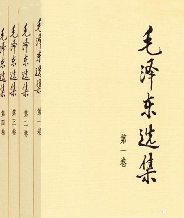 荣毅仁相伴70年的妻子，亲自为丈夫擦皮鞋，96去世与丈夫共葬