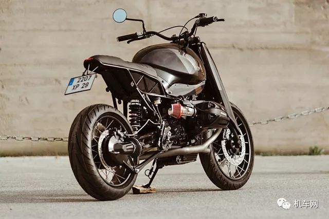 改装师！还我蓝天白云标的宝马