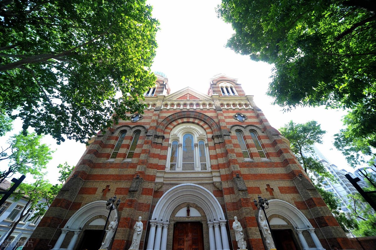 西开教堂天津可以拍照吗,天津西开教堂拍照攻略