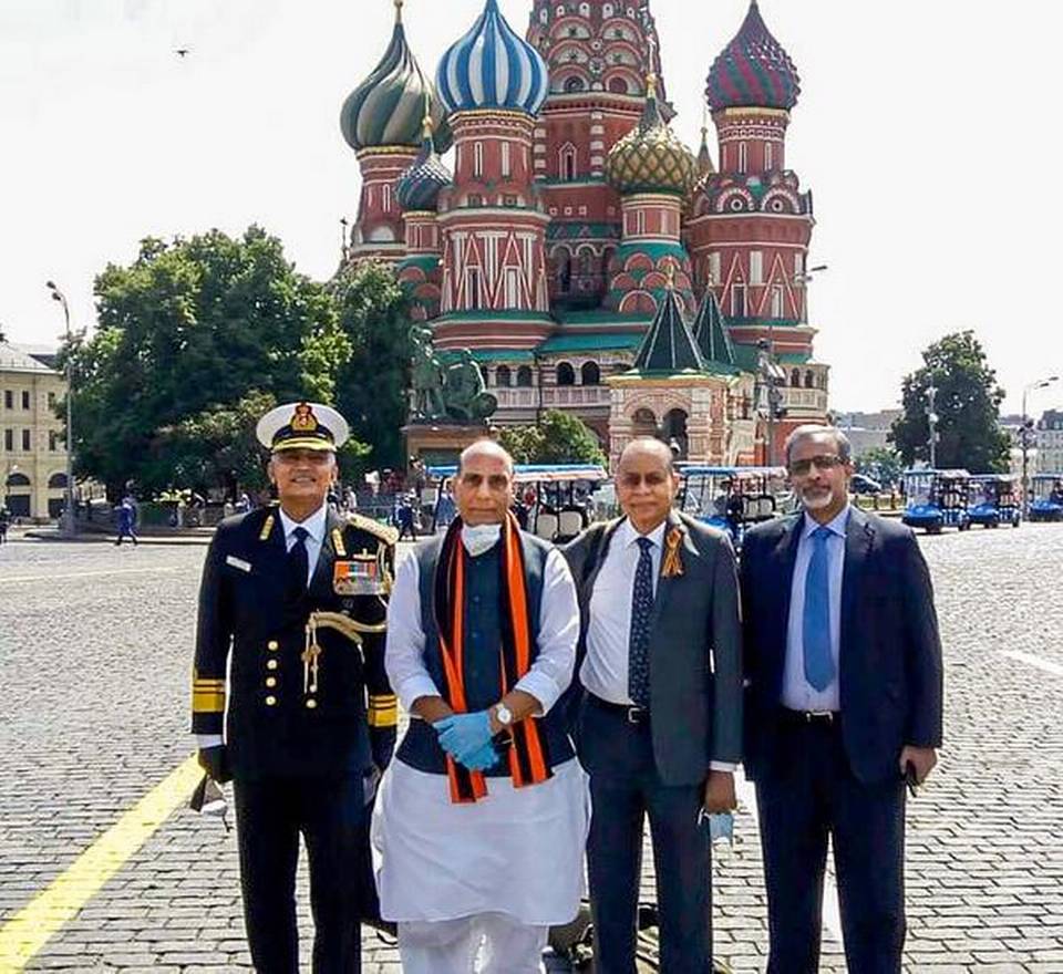 印度采购ak203突击步枪,印度最新的突击步枪